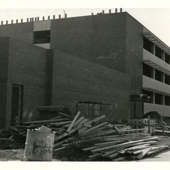 Yates Late Construction