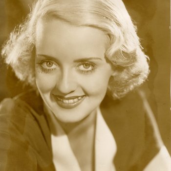 Bette Davis, photograph