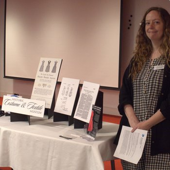 Sara, Display Table