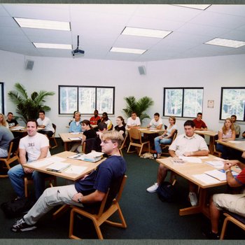 First Residential Freshman Interest Group Meeting at Osprey Crossings, 2002 (2)