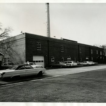 Physical Plant, 1971