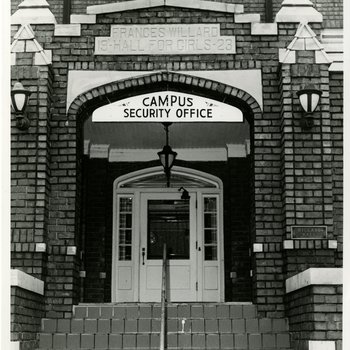 Willard Hall, 1970