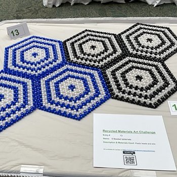 6 beaded tablemats, 2023