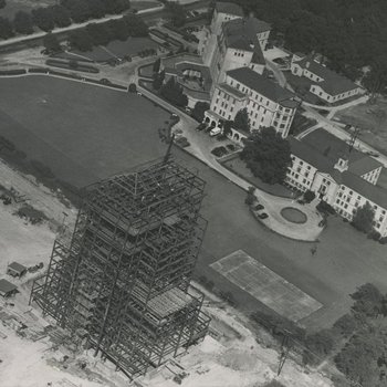 [Building of the Hermann Professional Building and Hermann Hospital] 1947