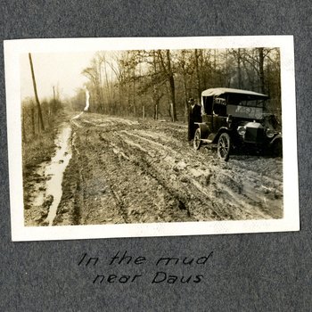 In the mud near Daus, Tennessee, ca. 1918