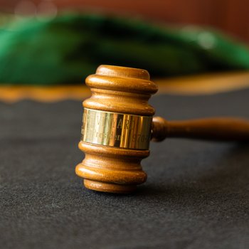 Gavel Gifted to Student Senate President George Vinyard (Class of 1971)