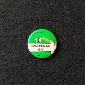 1986 IWU Homecoming Button