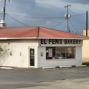 Photograph of El Fenix Bakery