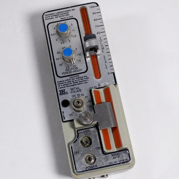 Travenol Laboratories Auto-Syringe