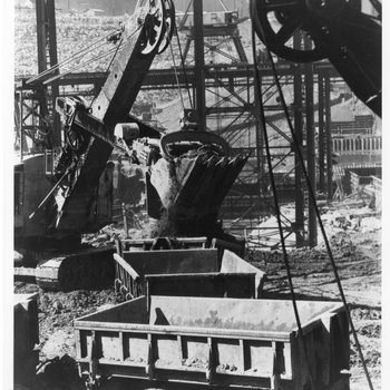 Grand Coulee Dam Construction 2