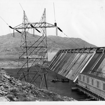 Transmission Towers, Grand Coulee Dam 3