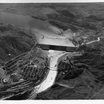 View of Coulee Dam and Lake Roosevelt 3