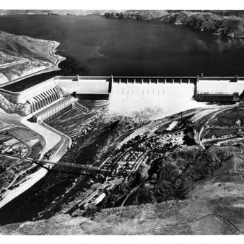 Powerplant, Grand Coulee Dam 16
