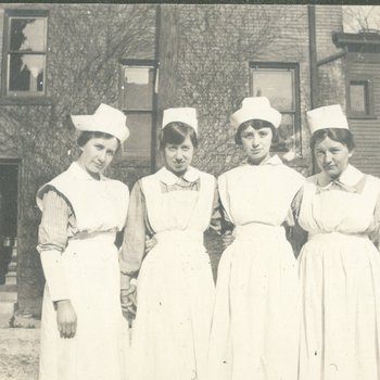 Nurses' graduating class, 1921