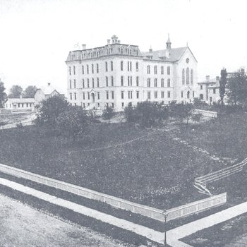 Milwaukee Hospital, Long distance view of main building, 1884