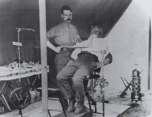 Dental field outfit at Camp Lewis, Washington, 1917–1918. (Photo courtesy of the National Library of Medicine)