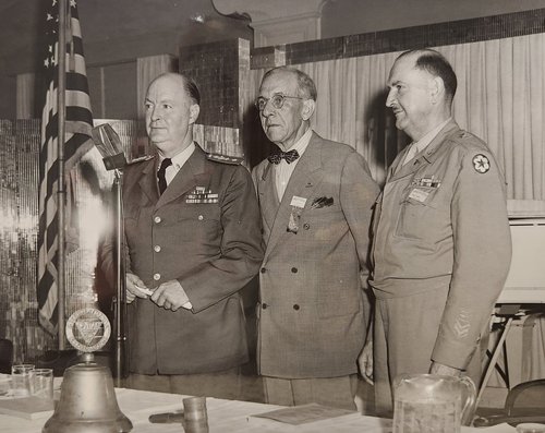 ADA Annual Session 1946 Miami with Rear Adm Lyle and Walter Scherer and Brig Gen Smith - Photo