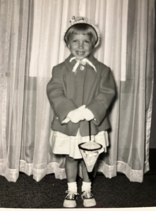 Dawn Benson Easter 1959 with matching parasol shaped purse and Easter bonnet