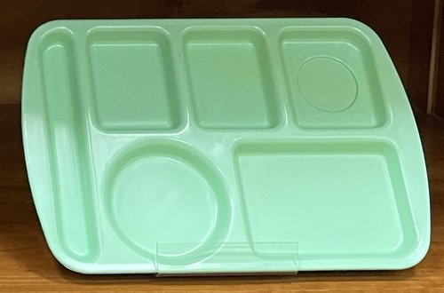 Segmented lunchroom tray, plastic