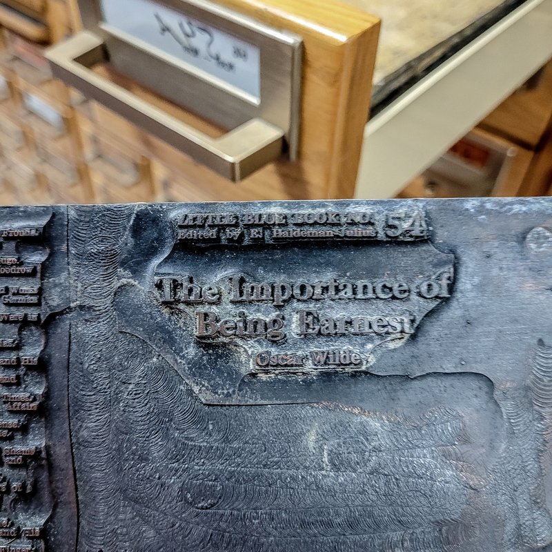 {{ item_info.title }}