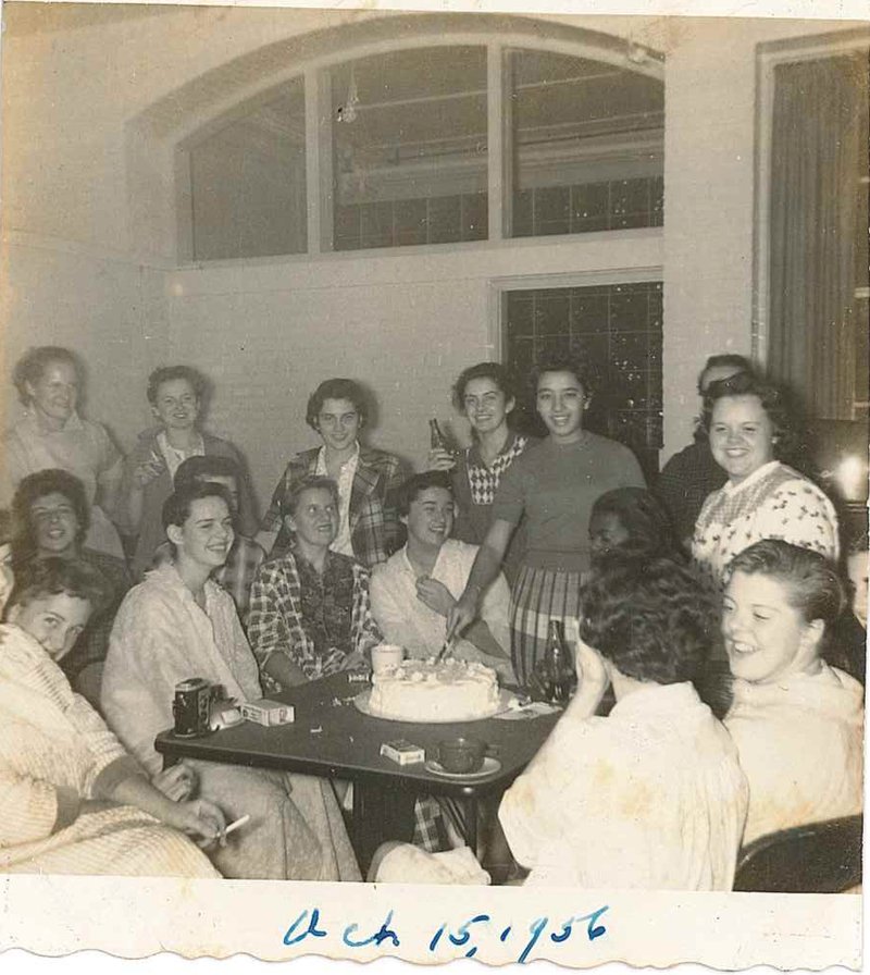 1956BirthdayPartyNisbetDeanna14.jpg