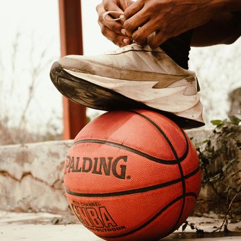 Performance Efficiency in NCAA Basketball