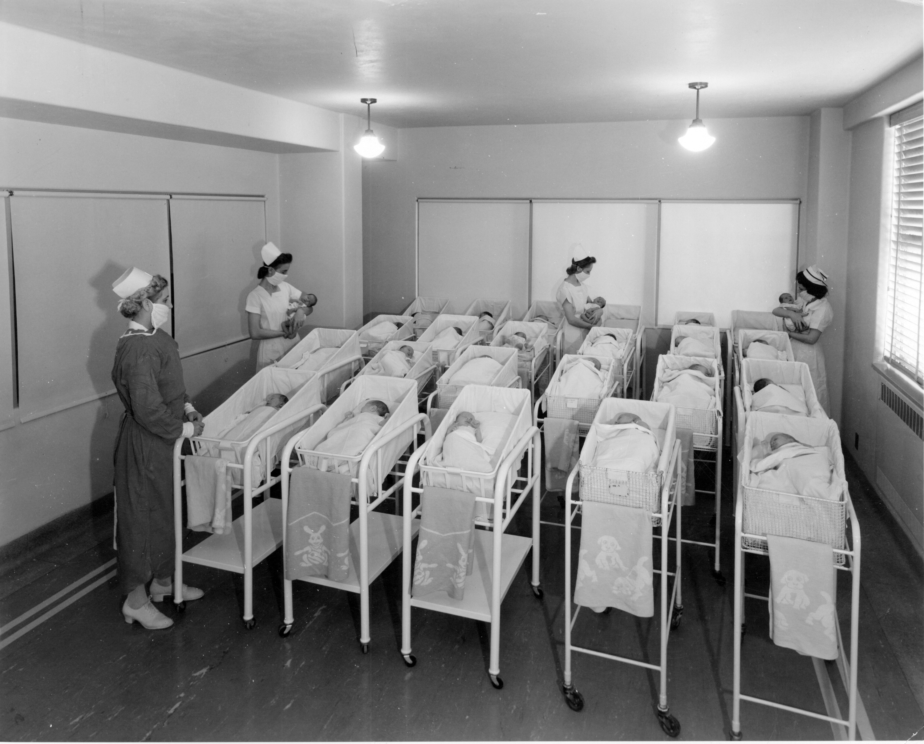 Memorial Hospital Baby Nursery (1942) - Texas Medical Center Library